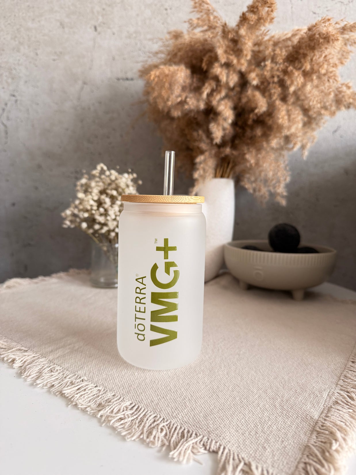 Стъклен буркан за напитки VMG+ – doTERRA (300 мл)